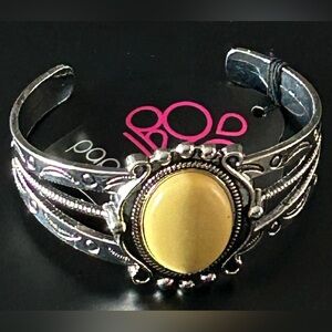 Paparazzi Silver Bracelet with Yellow Accent